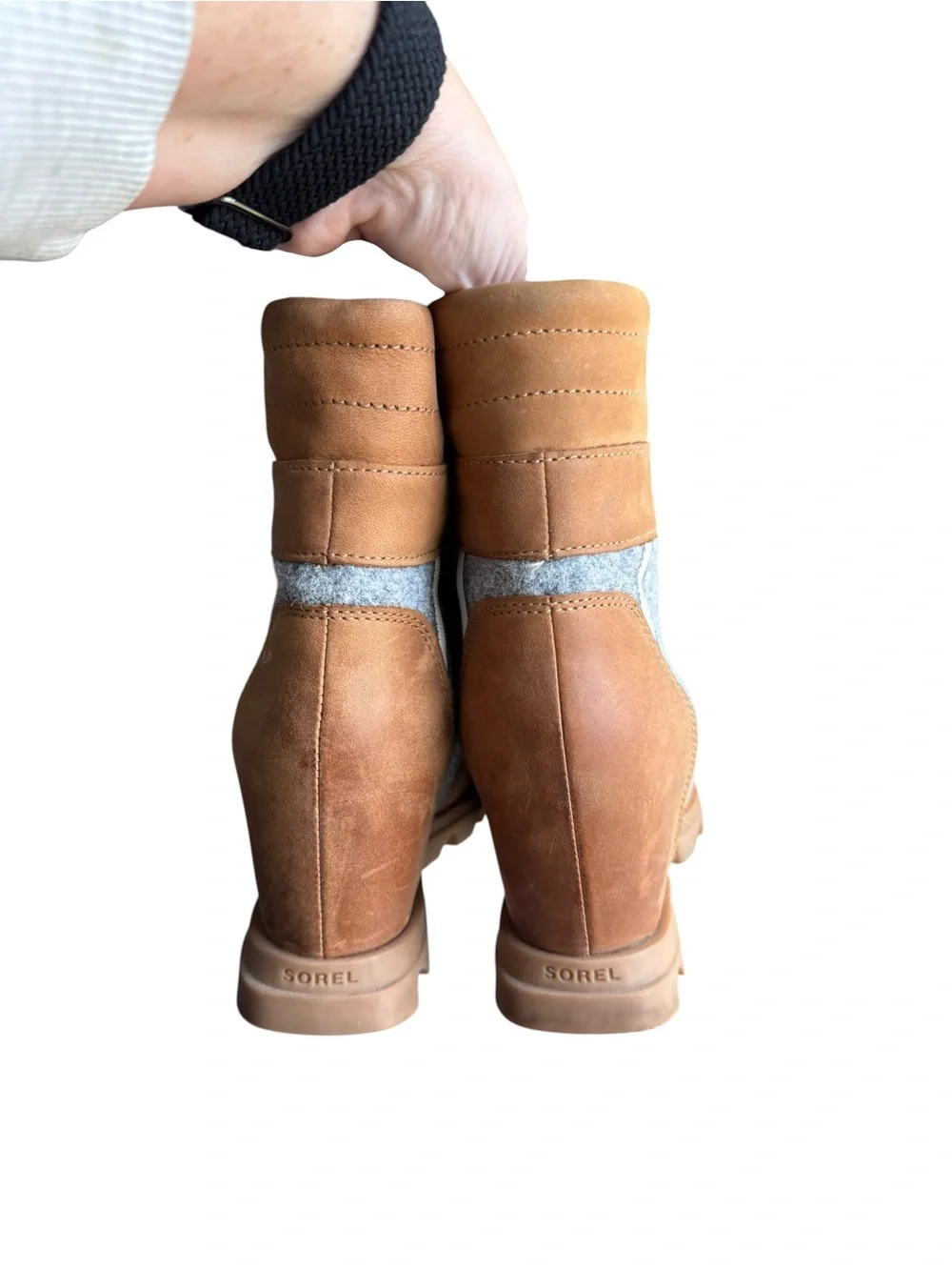 Sorel - Joan of Arctic Wedge II Lace Up Boots Brown Gray Felt Sz 7.5